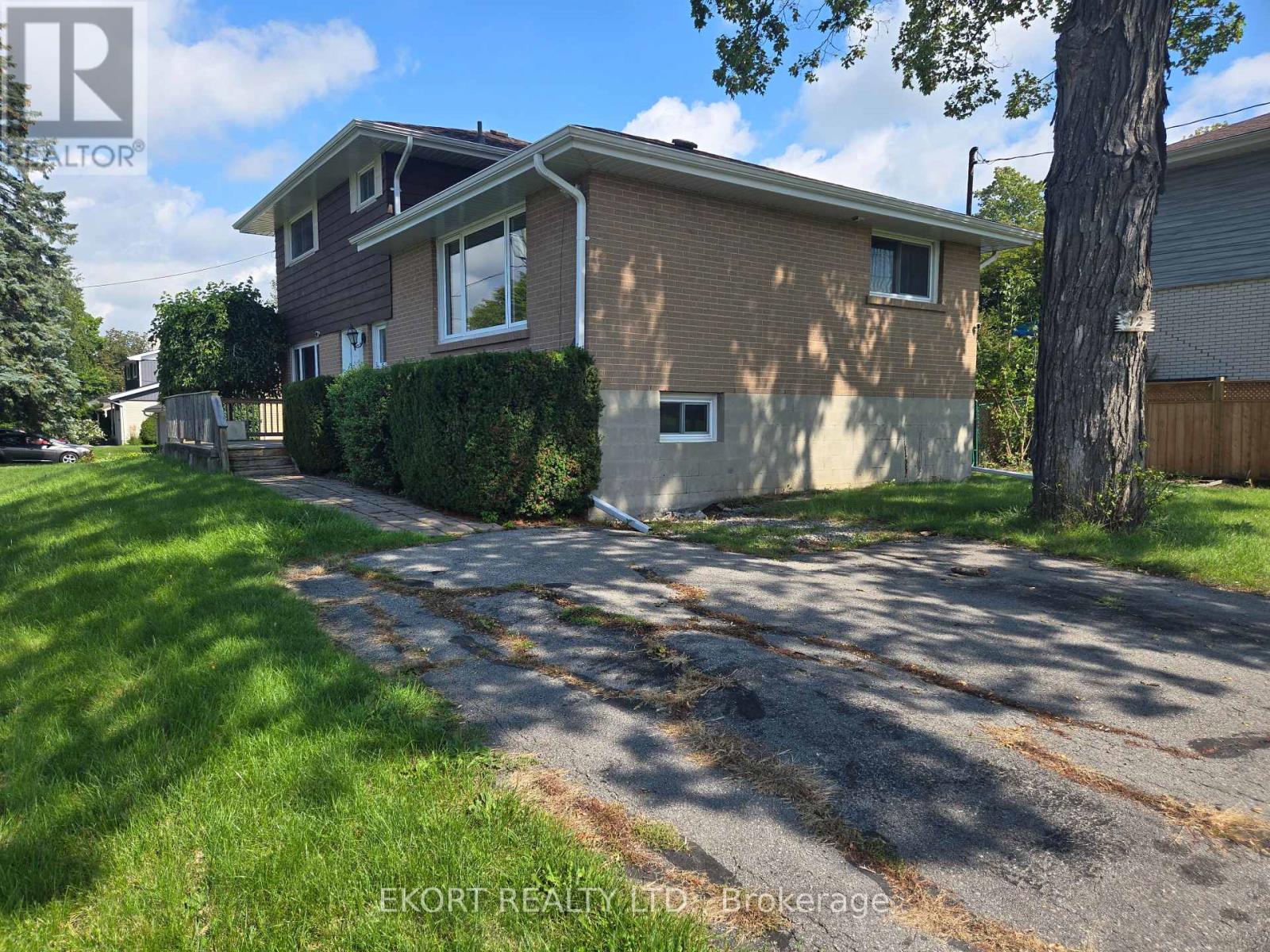 12 Edgehill Road, Belleville, Ontario  K8N 2L1 - Photo 4 - X13722562