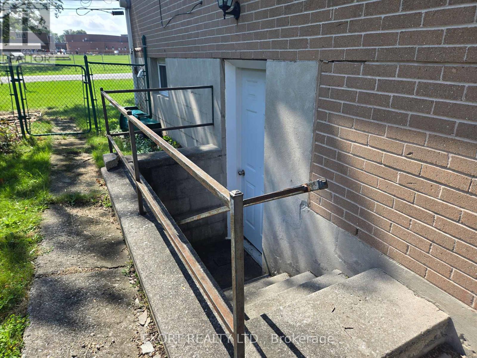 12 Edgehill Road, Belleville, Ontario  K8N 2L1 - Photo 7 - X13722562