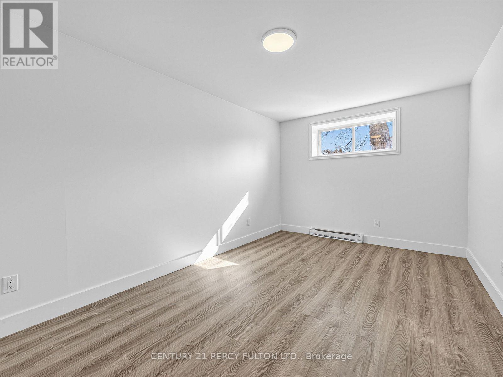 302 - 200 Garden Street, Whitby, Ontario  L1N 0L7 - Photo 11 - E13722516