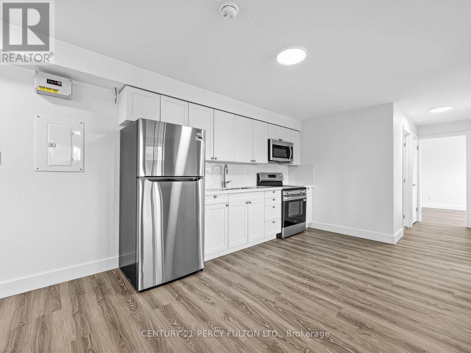 302 - 200 Garden Street, Whitby, Ontario  L1N 0L7 - Photo 7 - E13722516