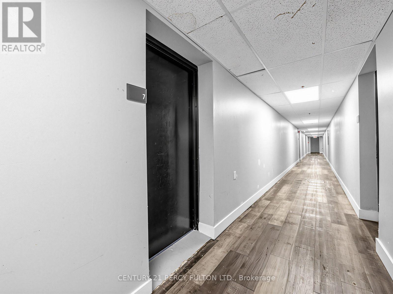 7 - 200 Garden Street, Whitby, Ontario  L1N 0L7 - Photo 3 - E13722524