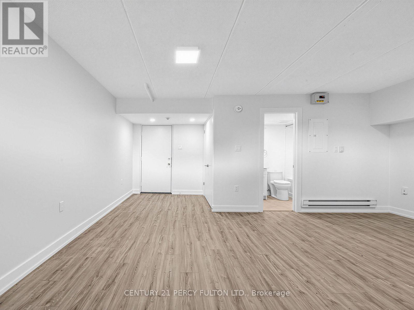 7 - 200 Garden Street, Whitby, Ontario  L1N 0L7 - Photo 6 - E13722524