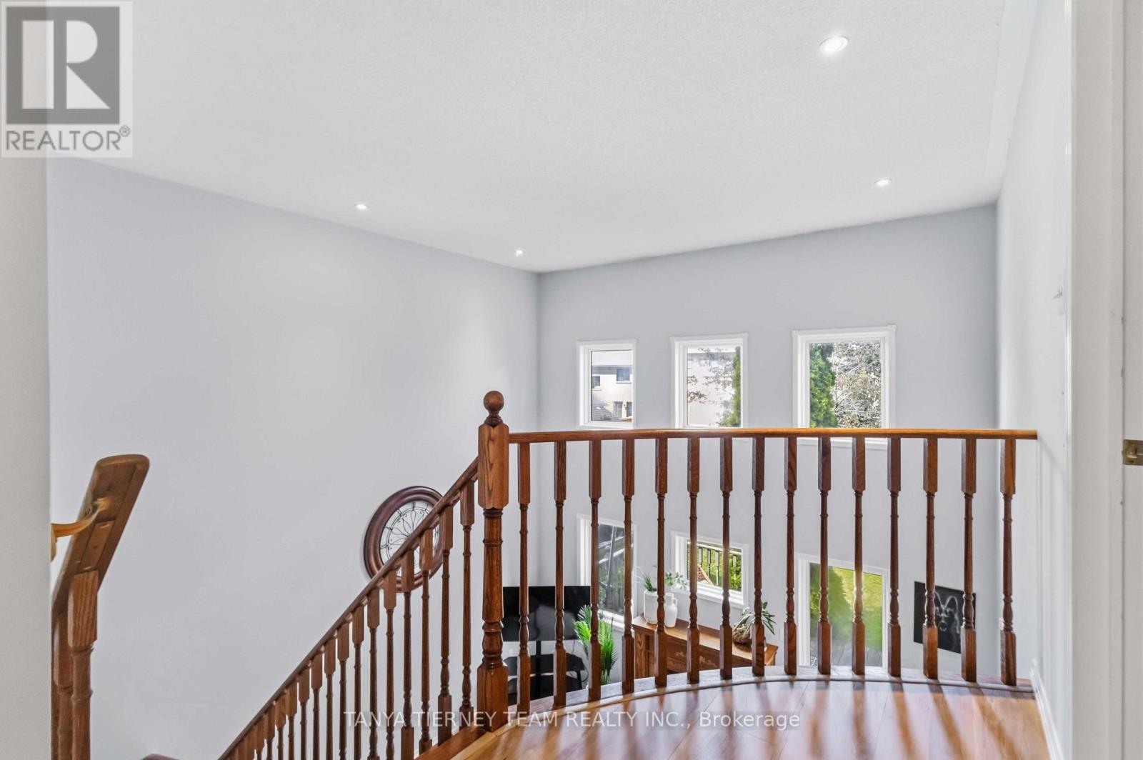 36 Zachary Place, Whitby, Ontario  L1M 1E1 - Photo 28 - E13722528