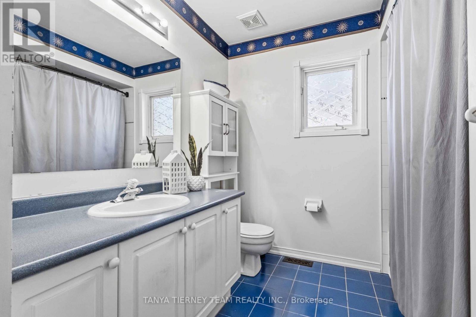 36 Zachary Place, Whitby, Ontario  L1M 1E1 - Photo 37 - E13722528
