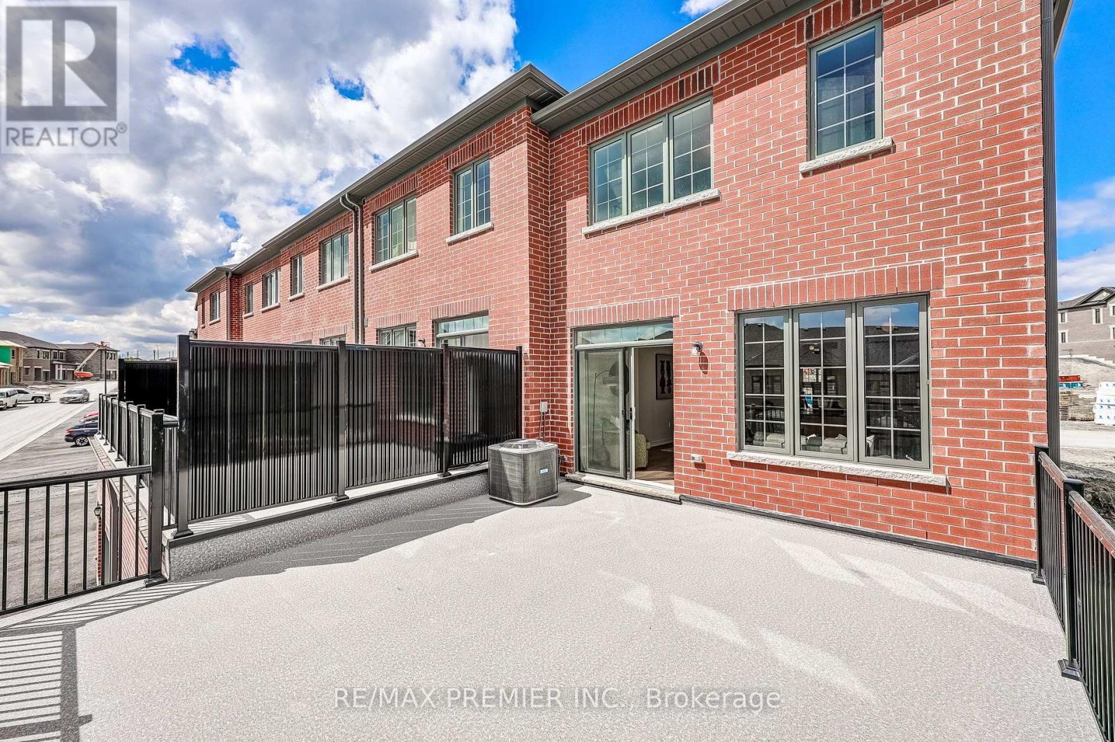 1267 Winding Woods Trail, Pickering, Ontario  L1X 0S3 - Photo 47 - E13722550
