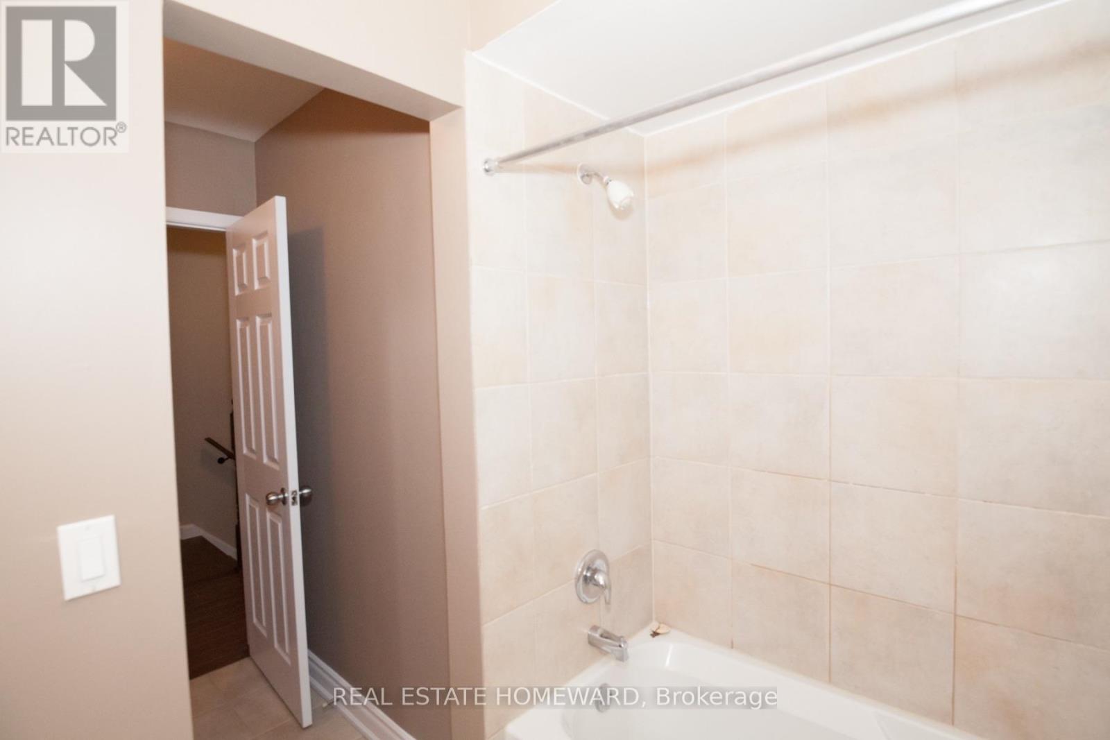 B - B-920 Pape Avenue, Toronto, Ontario  M4K 3V2 - Photo 20 - E13722588