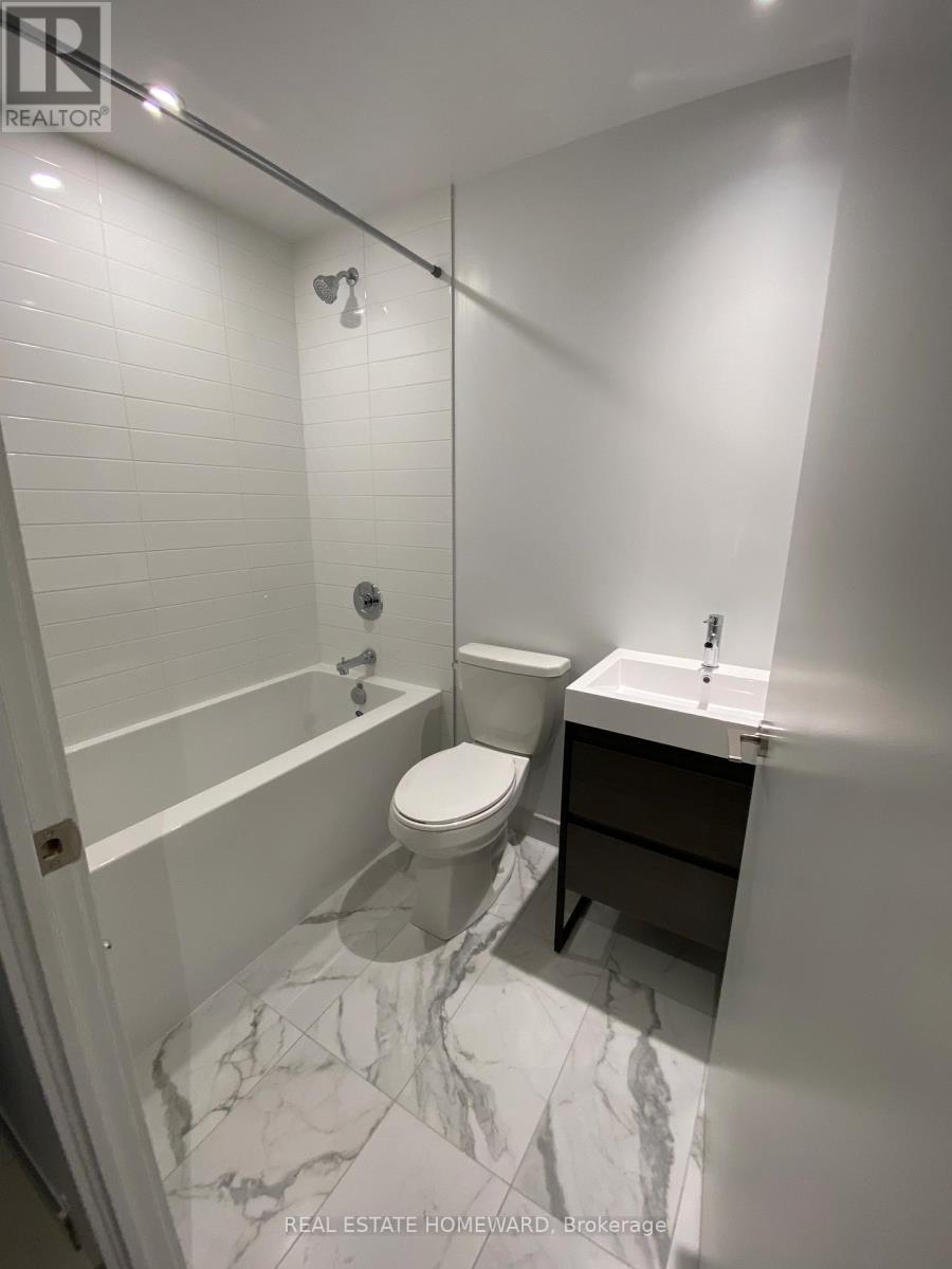 406 - 150 Logan Avenue, Toronto, Ontario  M4M 0E4 - Photo 9 - E13722626