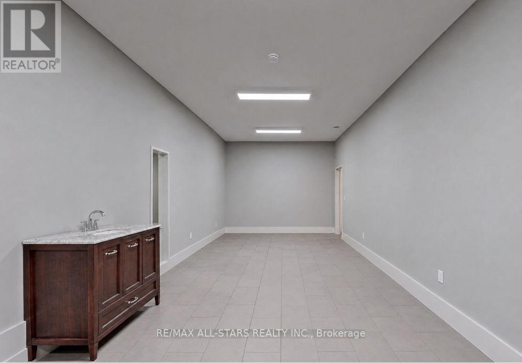 104a3 - 715 Queen Street E, Toronto, Ontario  M4M 1H1 - Photo 3 - E13722696