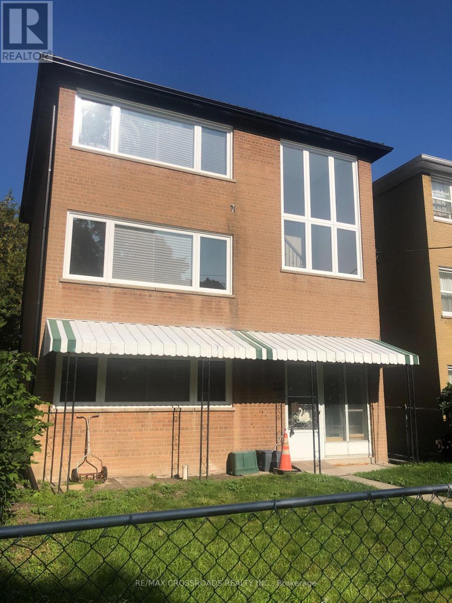 1 - 25 GLENSIDE AVENUE, Toronto, Ontario