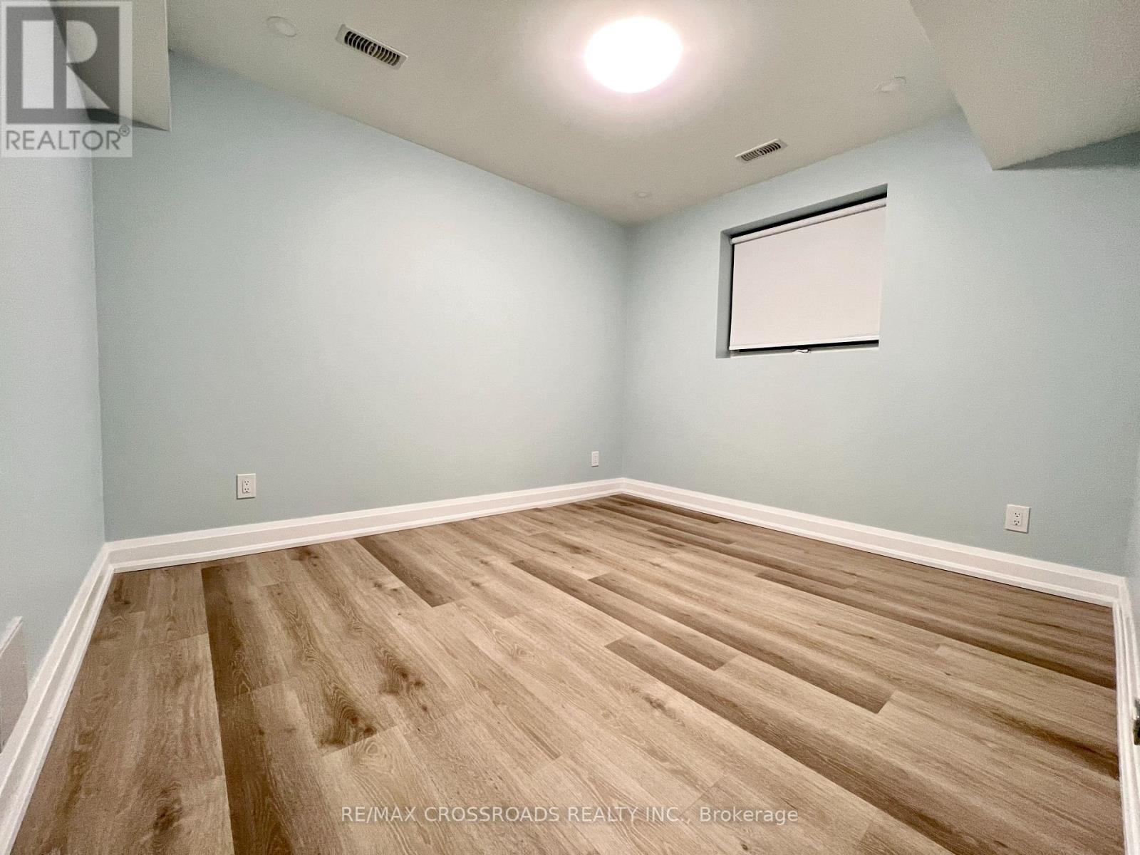 1 - 25 Glenside Avenue, Toronto, Ontario  M4L 2T6 - Photo 10 - E13722706