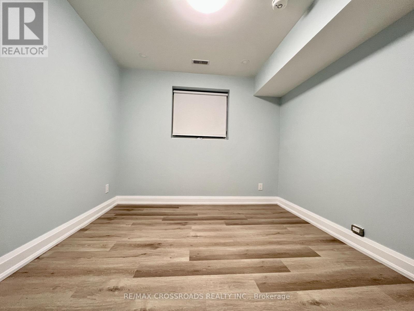 1 - 25 Glenside Avenue, Toronto, Ontario  M4L 2T6 - Photo 11 - E13722706