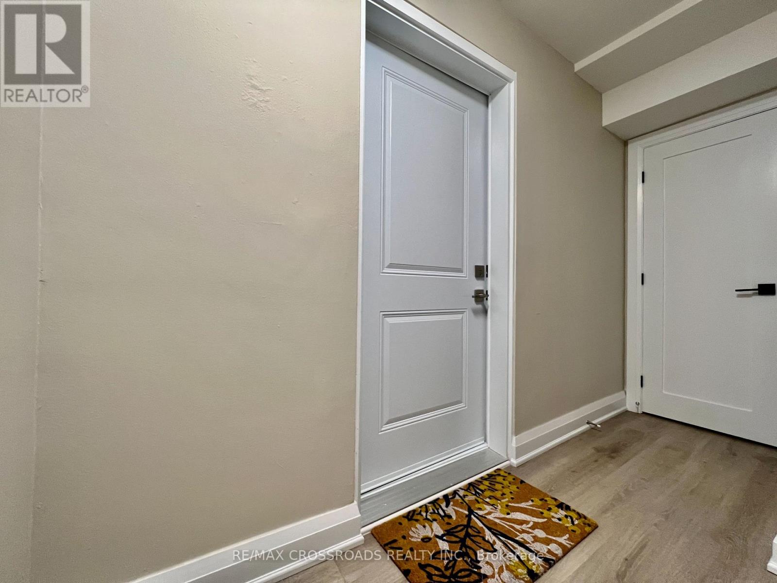 1 - 25 Glenside Avenue, Toronto, Ontario  M4L 2T6 - Photo 2 - E13722706