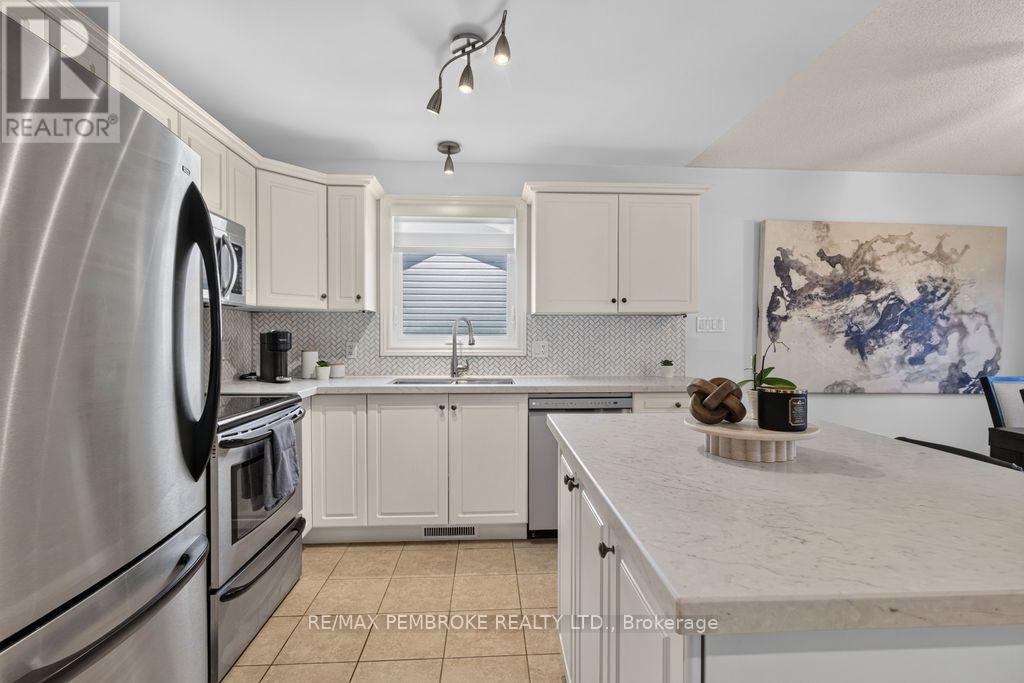 3 Winfield Street, Petawawa, Ontario  K8H 0A1 - Photo 22 - X13722686