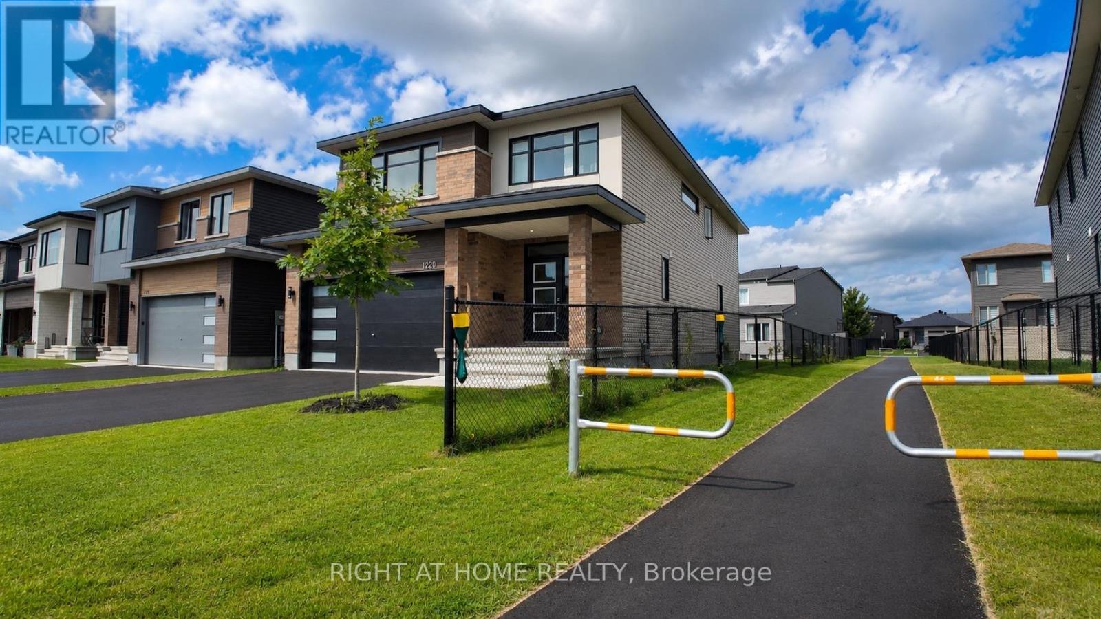 1220 Diamond Street, Clarence-Rockland, Ontario  K4K 0M1 - Photo 3 - X13722560