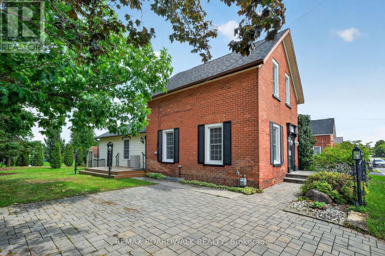 17 Francis Street, Carleton Place, Ontario  K7C 2J5 - Photo 3 - X13722586