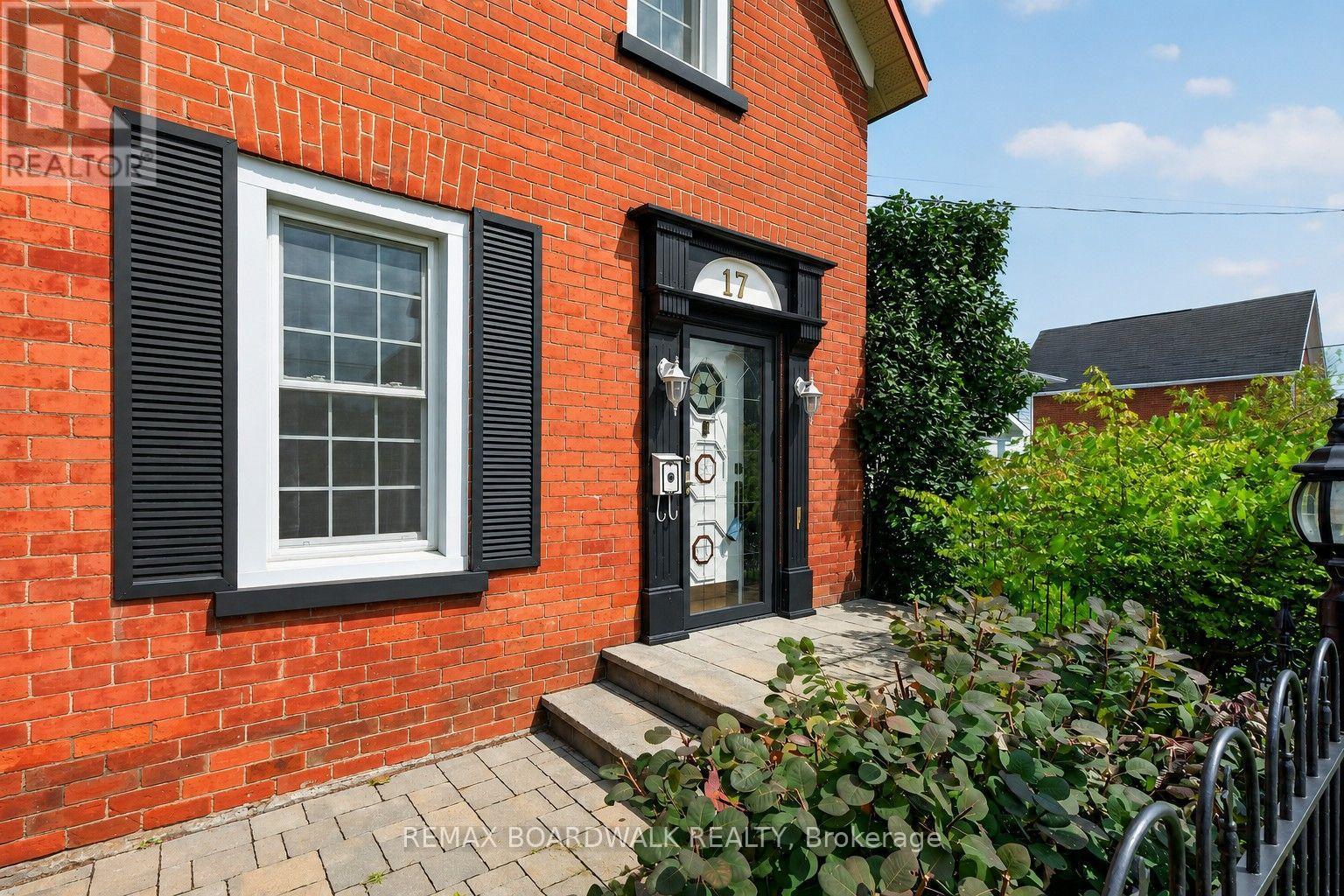 17 Francis Street, Carleton Place, Ontario  K7C 2J5 - Photo 4 - X13722586