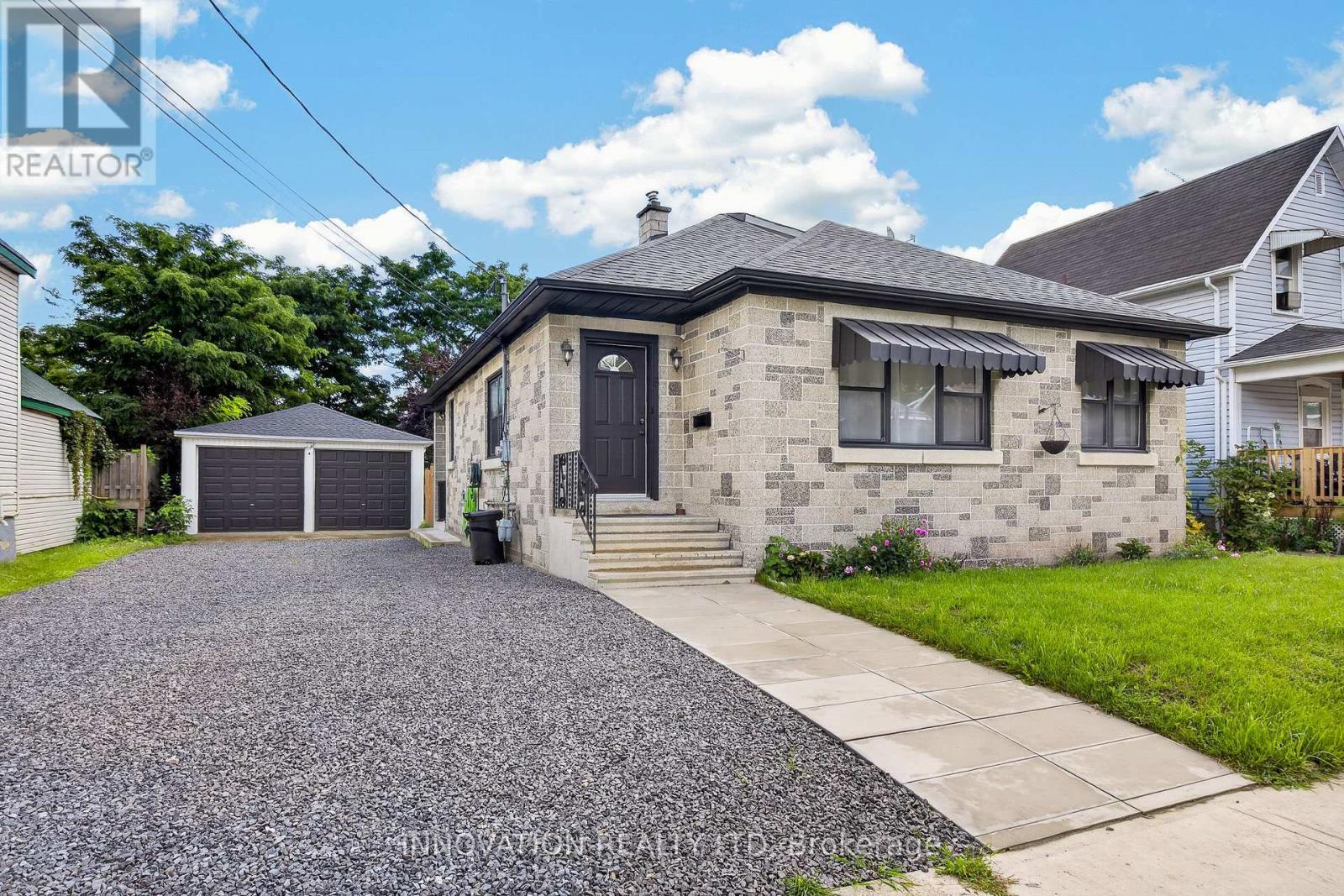 5 MERRICK STREET, Smiths Falls, Ontario