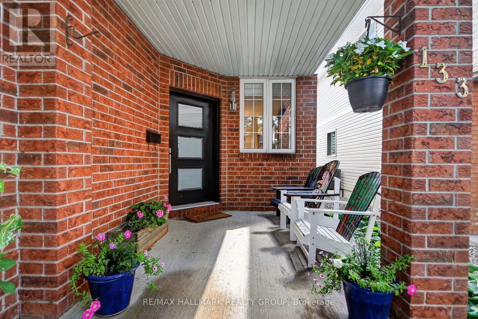 133 Fairlop Way, Ottawa, Ontario  K2J 5B6 - Photo 2 - X13722672