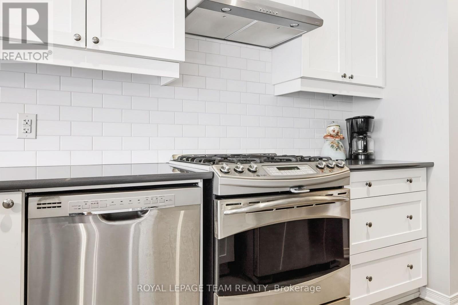 490 Dundonald Drive, Ottawa, Ontario  K2J 5S9 - Photo 12 - X13722710