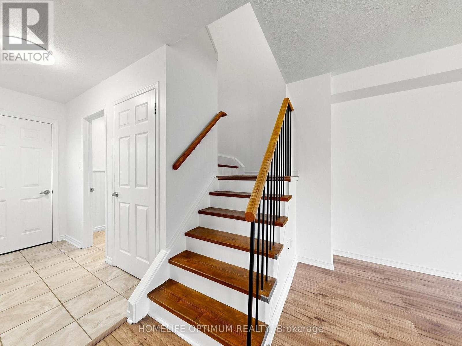 1258 Coleman Court, Innisfil, Ontario  L9S 1X4 - Photo 17 - N13722502