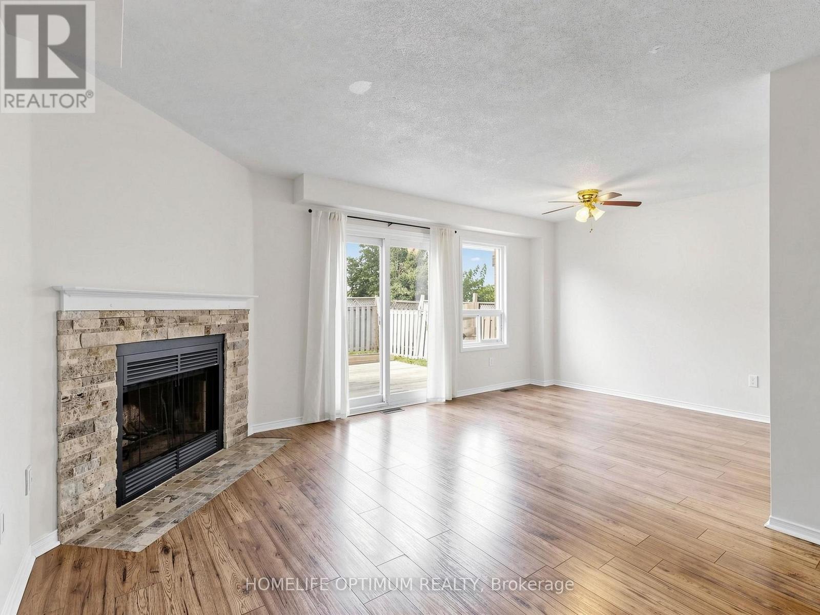 1258 Coleman Court, Innisfil, Ontario  L9S 1X4 - Photo 4 - N13722502