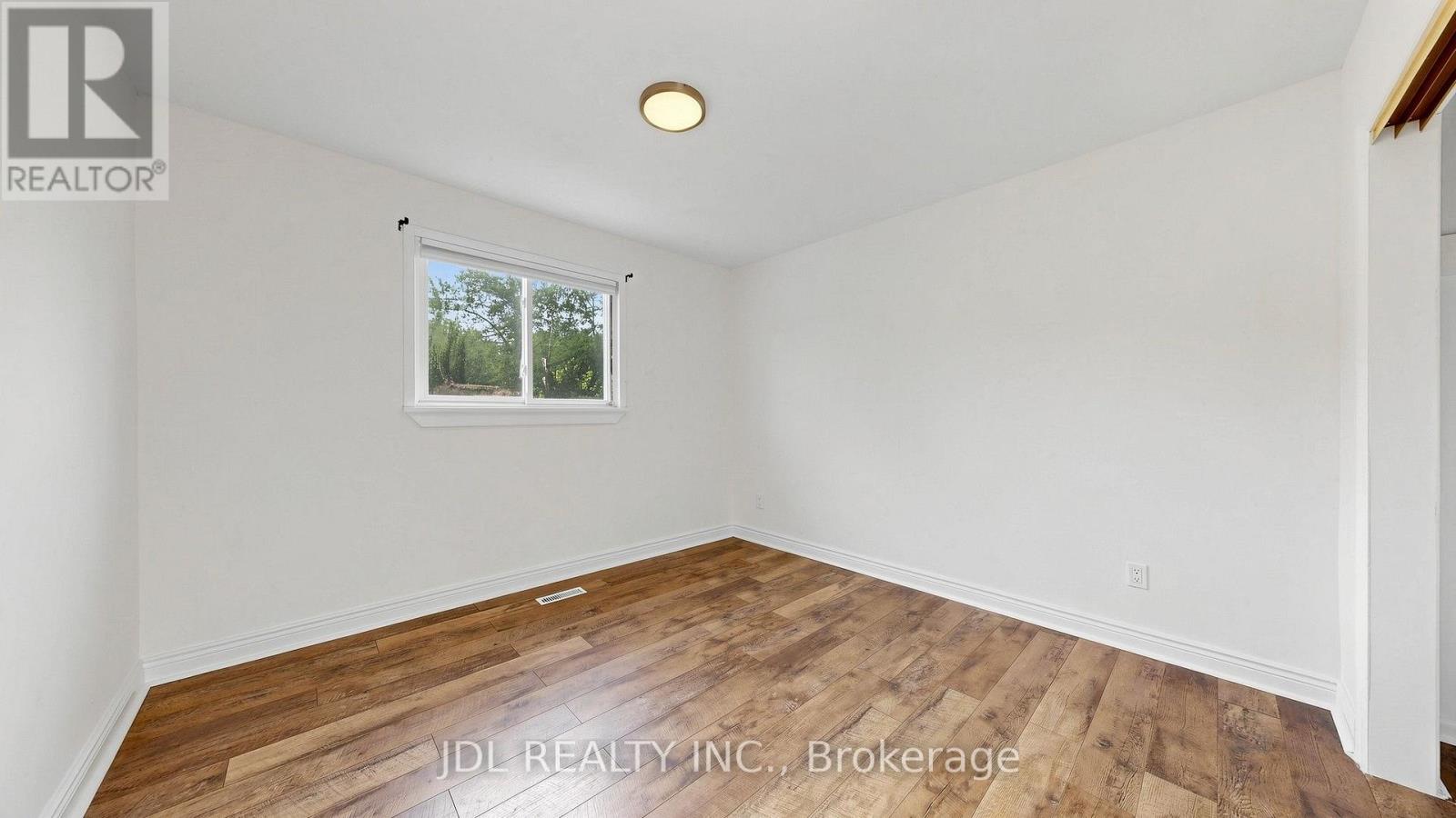 669 Lake Drive S, Georgina, Ontario  L4P 1T8 - Photo 20 - N13722514