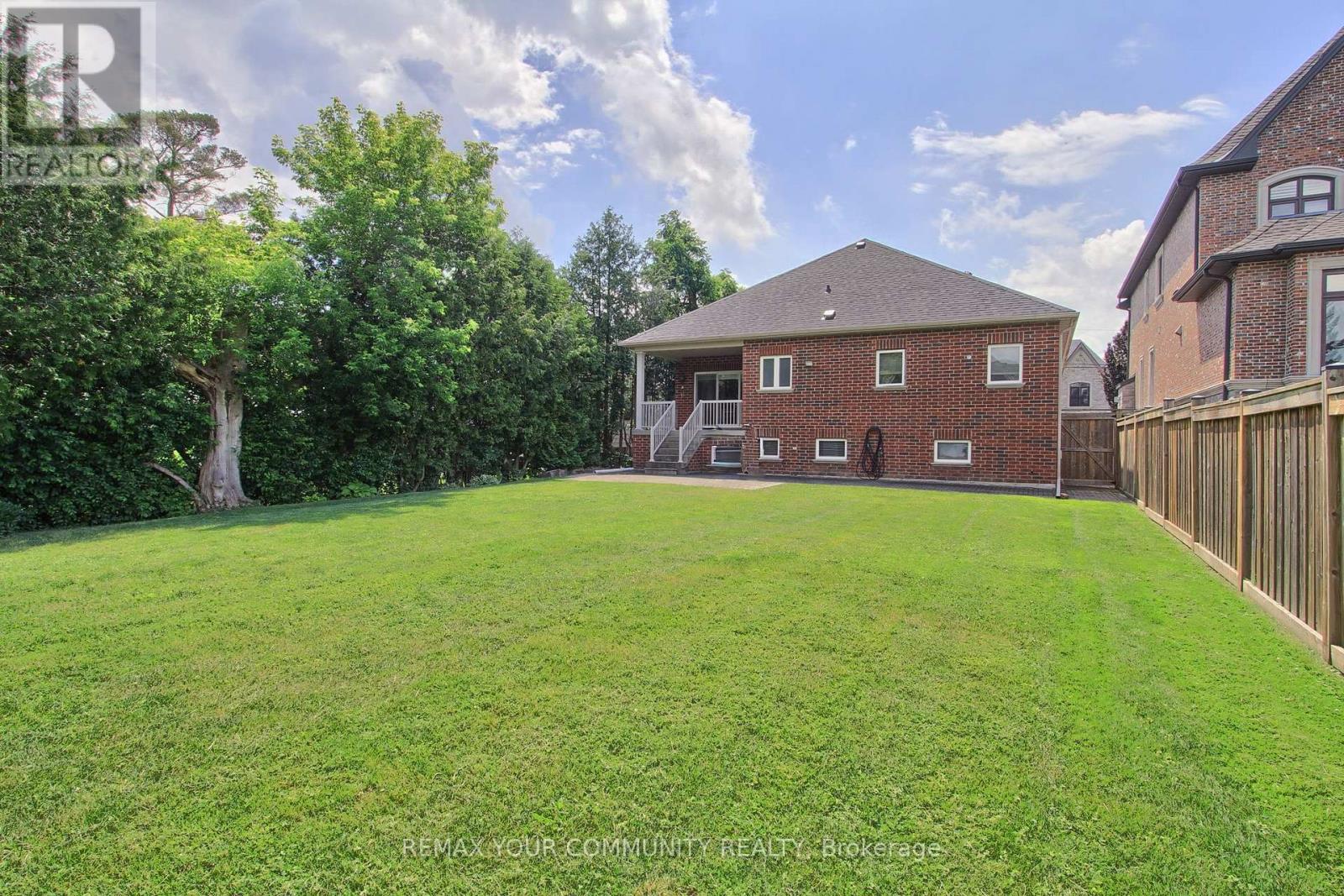 30 Elm Grove Avenue, Richmond Hill, Ontario  L4E 2T1 - Photo 31 - N13722608