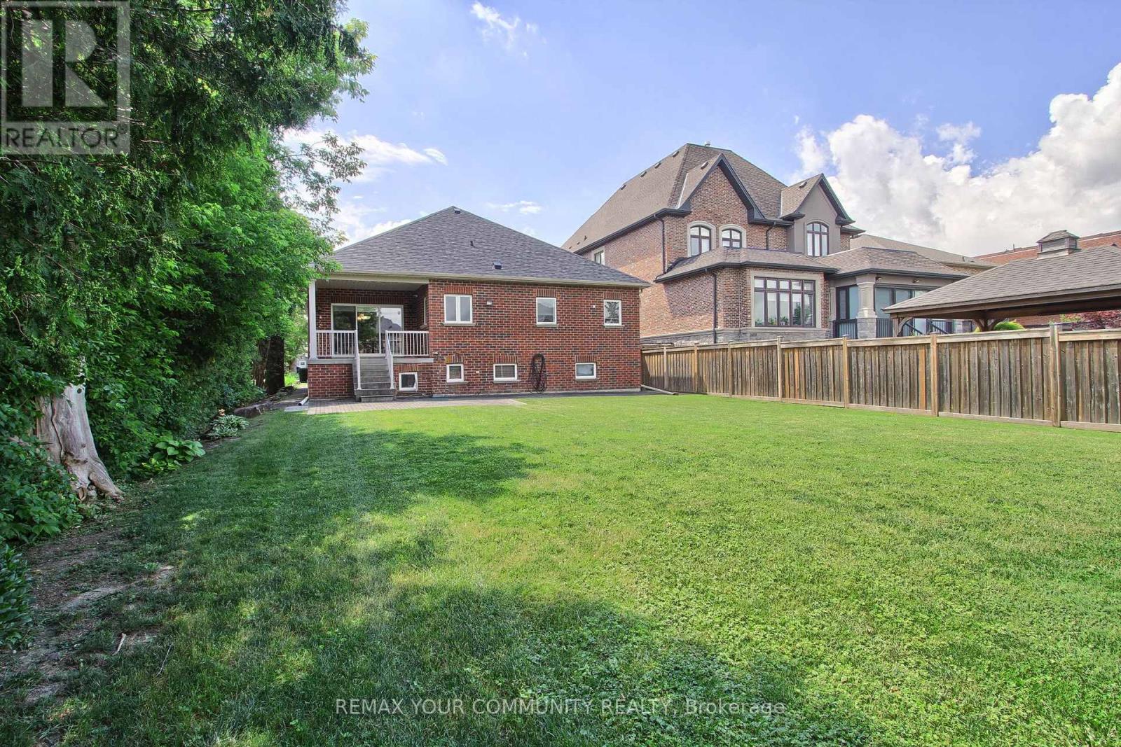 30 Elm Grove Avenue, Richmond Hill, Ontario  L4E 2T1 - Photo 36 - N13722608