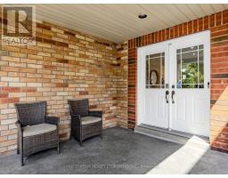 157 BILBROUGH STREET, Aurora, Ontario
