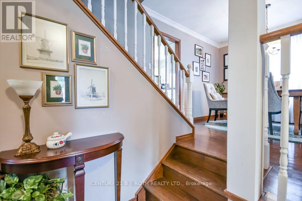 377 Mary Street, Orillia, Ontario  L3V 3G2 - Photo 4 - S13722600
