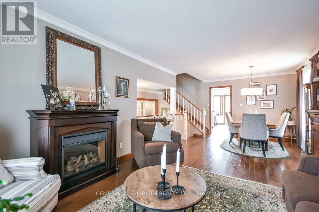 377 Mary Street, Orillia, Ontario  L3V 3G2 - Photo 6 - S13722600