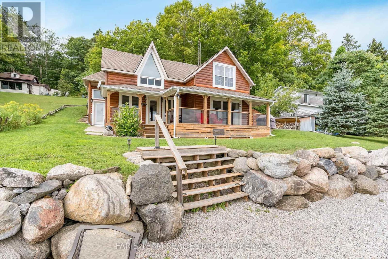 375 Champlain Road, Penetanguishene, Ontario  L9M 1S3 - Photo 24 - S13722636