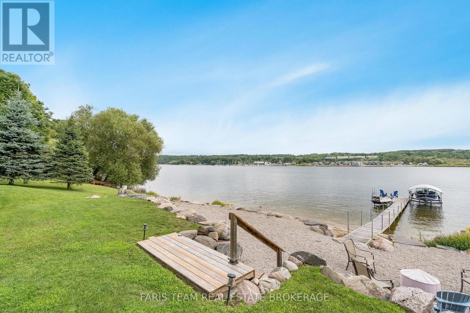 375 Champlain Road, Penetanguishene, Ontario  L9M 1S3 - Photo 30 - S13722636