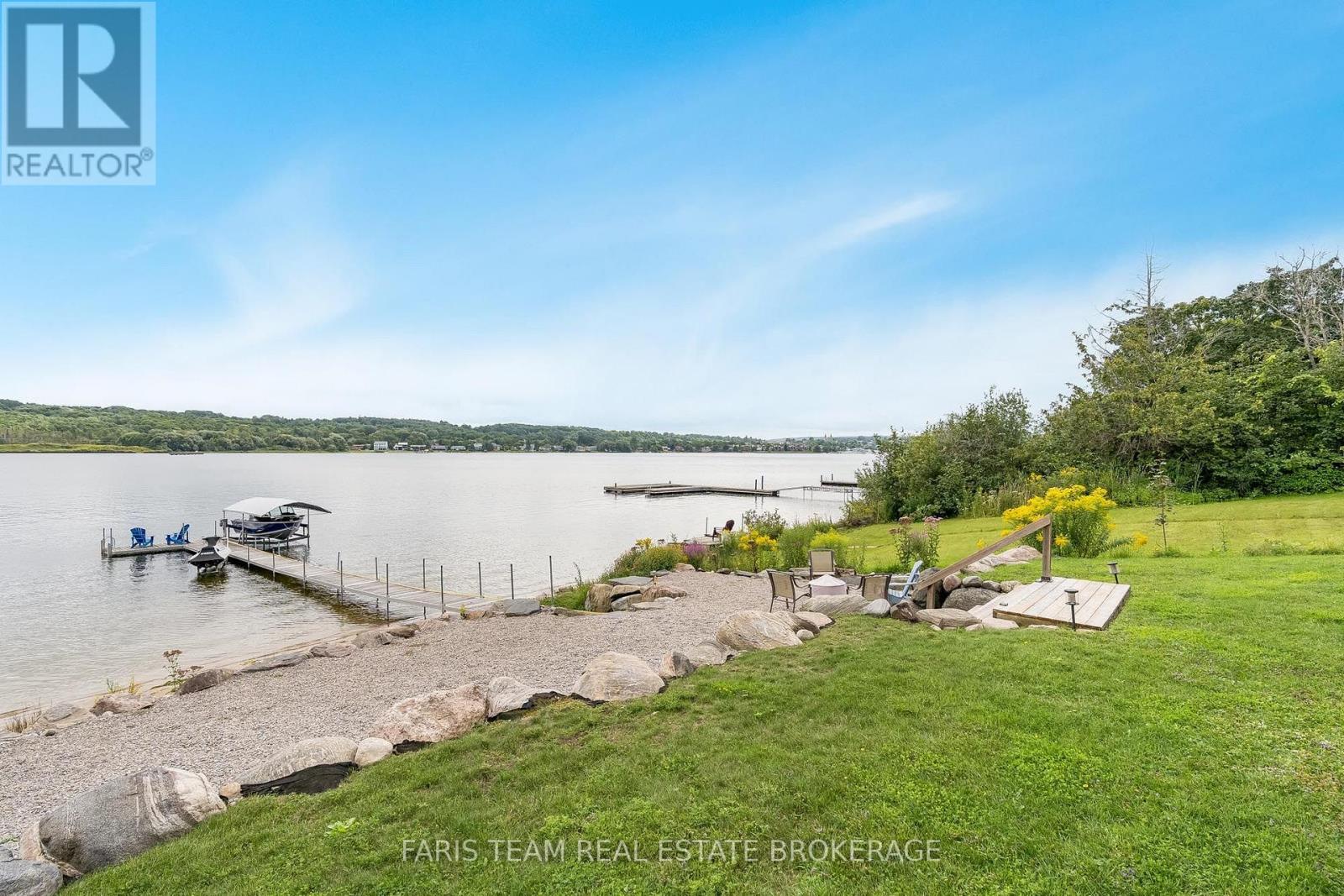 375 Champlain Road, Penetanguishene, Ontario  L9M 1S3 - Photo 31 - S13722636