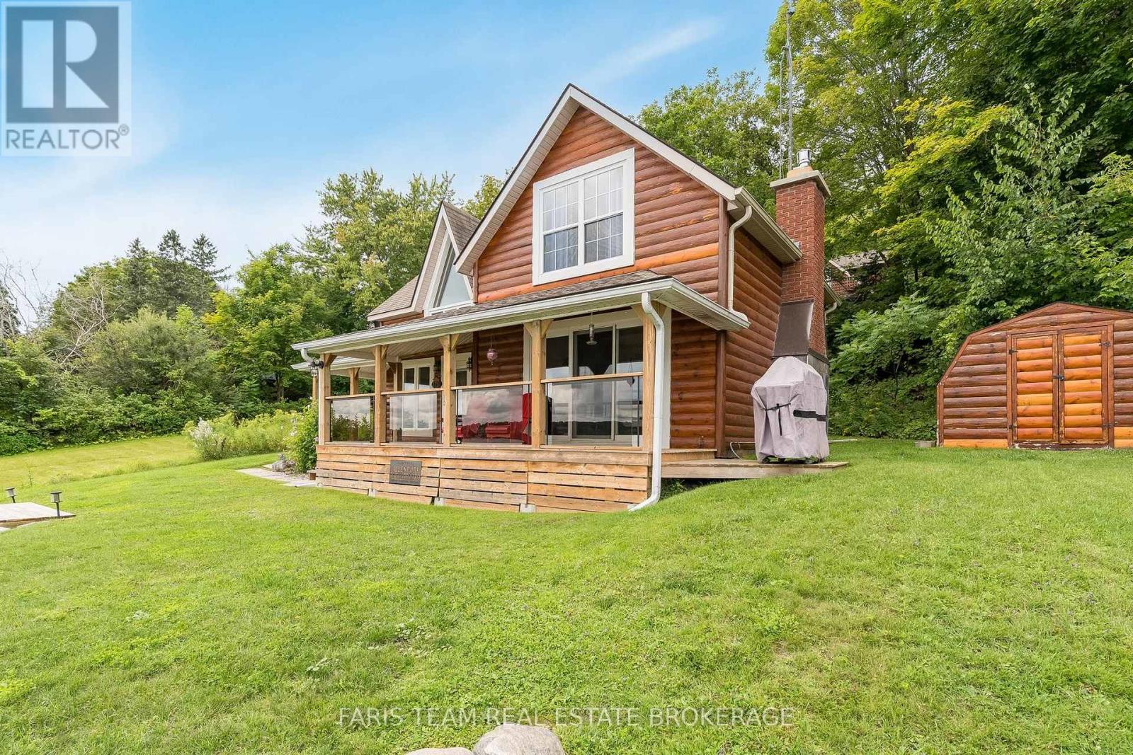 375 Champlain Road, Penetanguishene, Ontario  L9M 1S3 - Photo 4 - S13722636