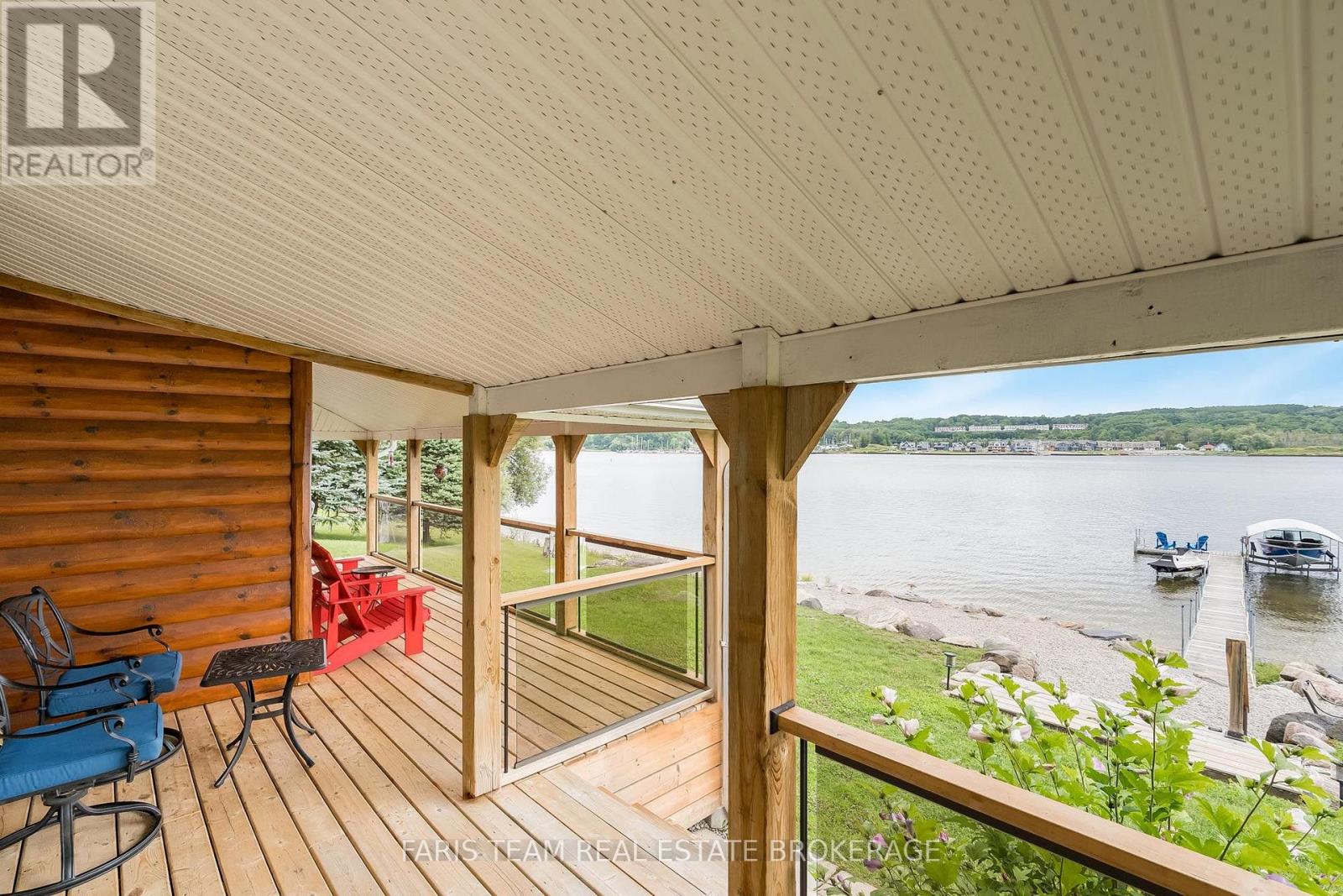 375 Champlain Road, Penetanguishene, Ontario  L9M 1S3 - Photo 6 - S13722636