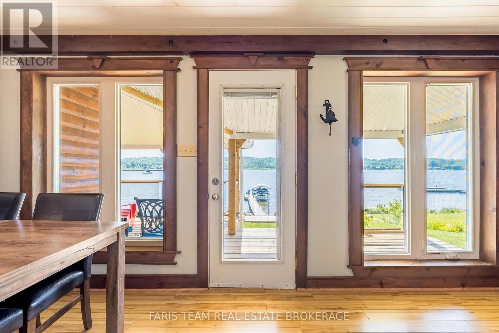 375 Champlain Road, Penetanguishene, Ontario  L9M 1S3 - Photo 8 - S13722636