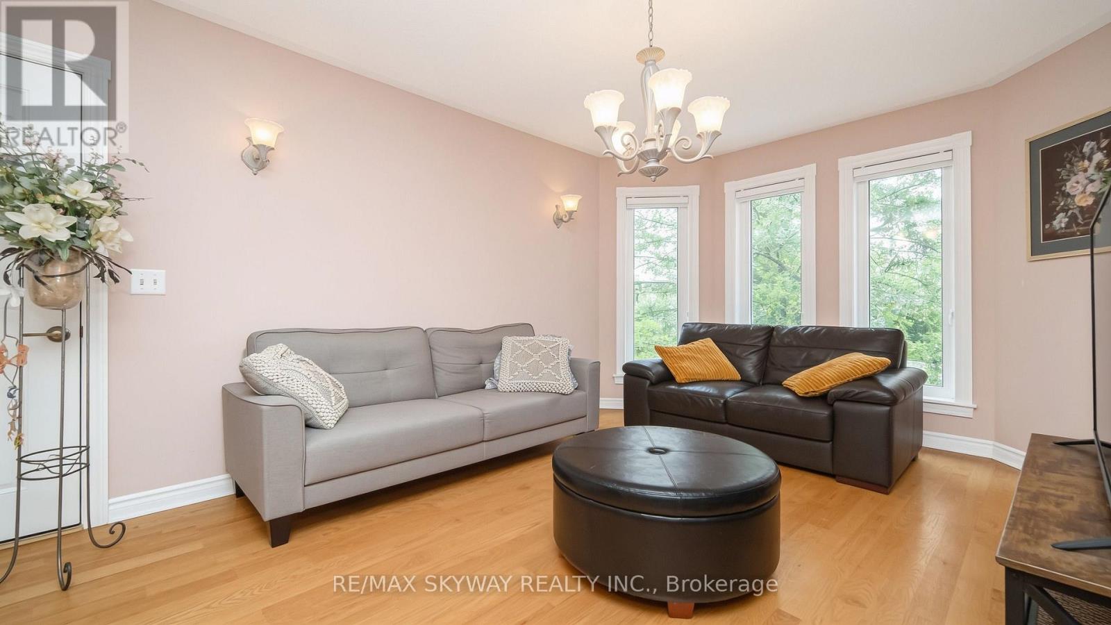 25 Woodcreek Drive, Brampton, Ontario  L6Z 4V5 - Photo 13 - W13722506