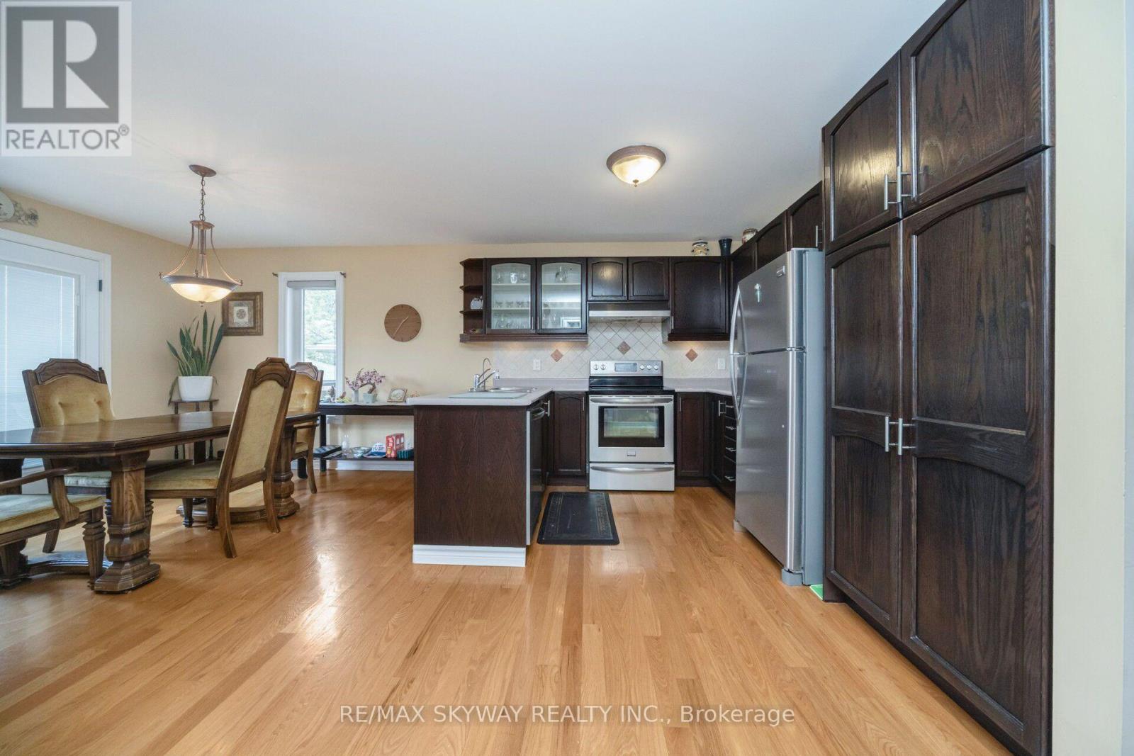 25 Woodcreek Drive, Brampton, Ontario  L6Z 4V5 - Photo 17 - W13722506