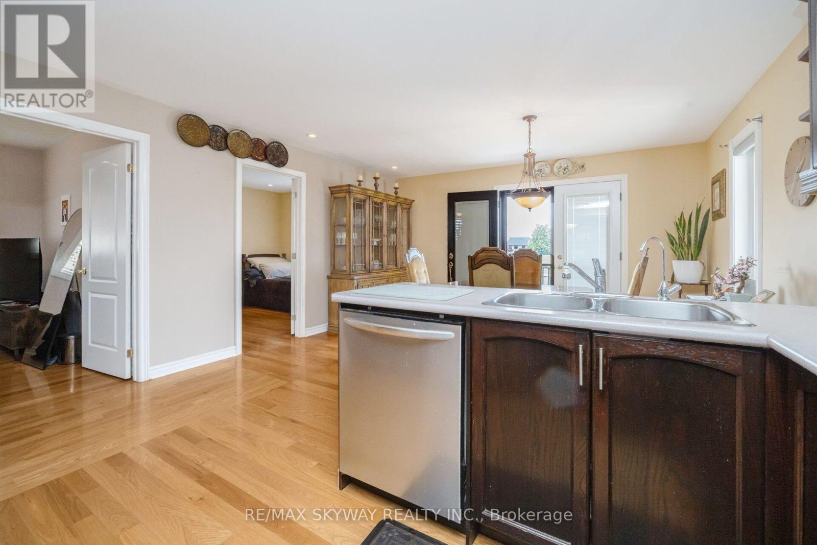 25 Woodcreek Drive, Brampton, Ontario  L6Z 4V5 - Photo 19 - W13722506