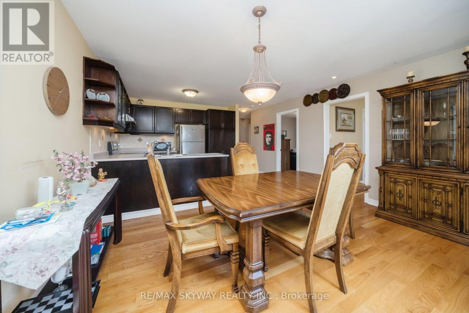 25 Woodcreek Drive, Brampton, Ontario  L6Z 4V5 - Photo 22 - W13722506