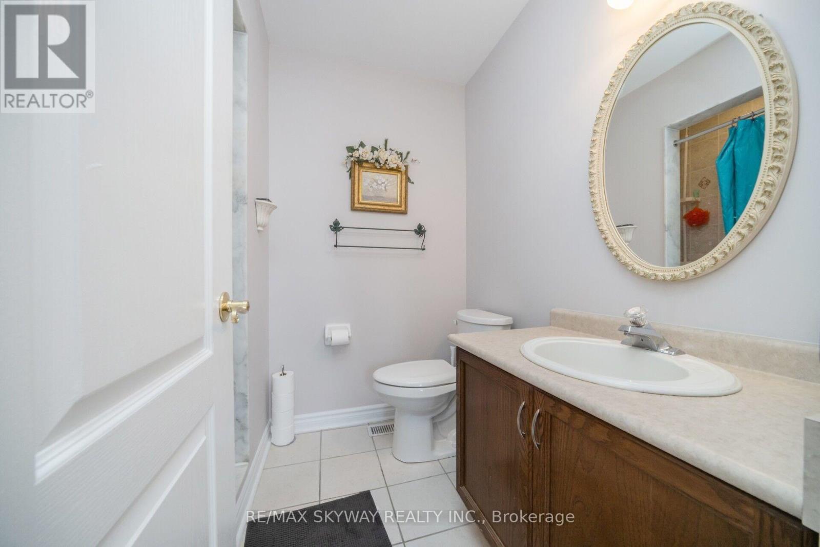 25 Woodcreek Drive, Brampton, Ontario  L6Z 4V5 - Photo 34 - W13722506
