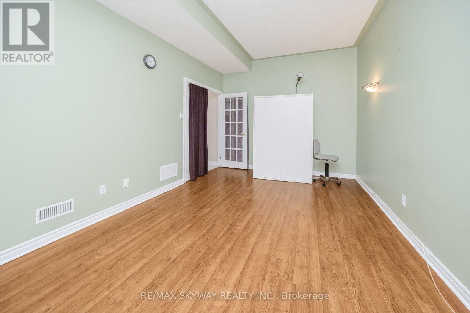 25 Woodcreek Drive, Brampton, Ontario  L6Z 4V5 - Photo 43 - W13722506