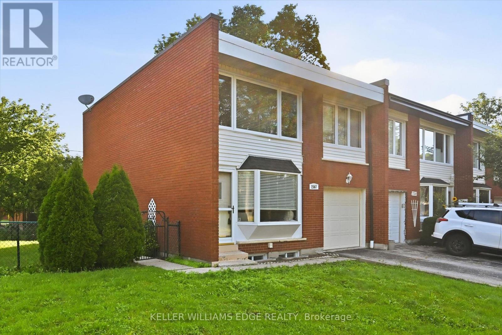 2367 Maryvale Court, Burlington, Ontario  L7P 2P1 - Photo 2 - W13722544