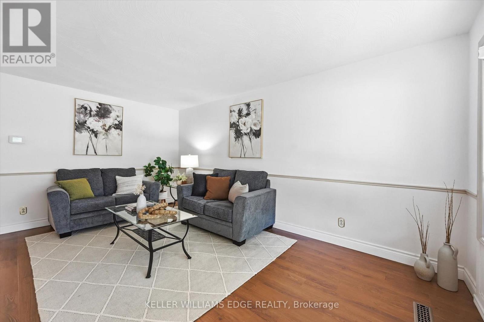 2367 Maryvale Court, Burlington, Ontario  L7P 2P1 - Photo 6 - W13722544