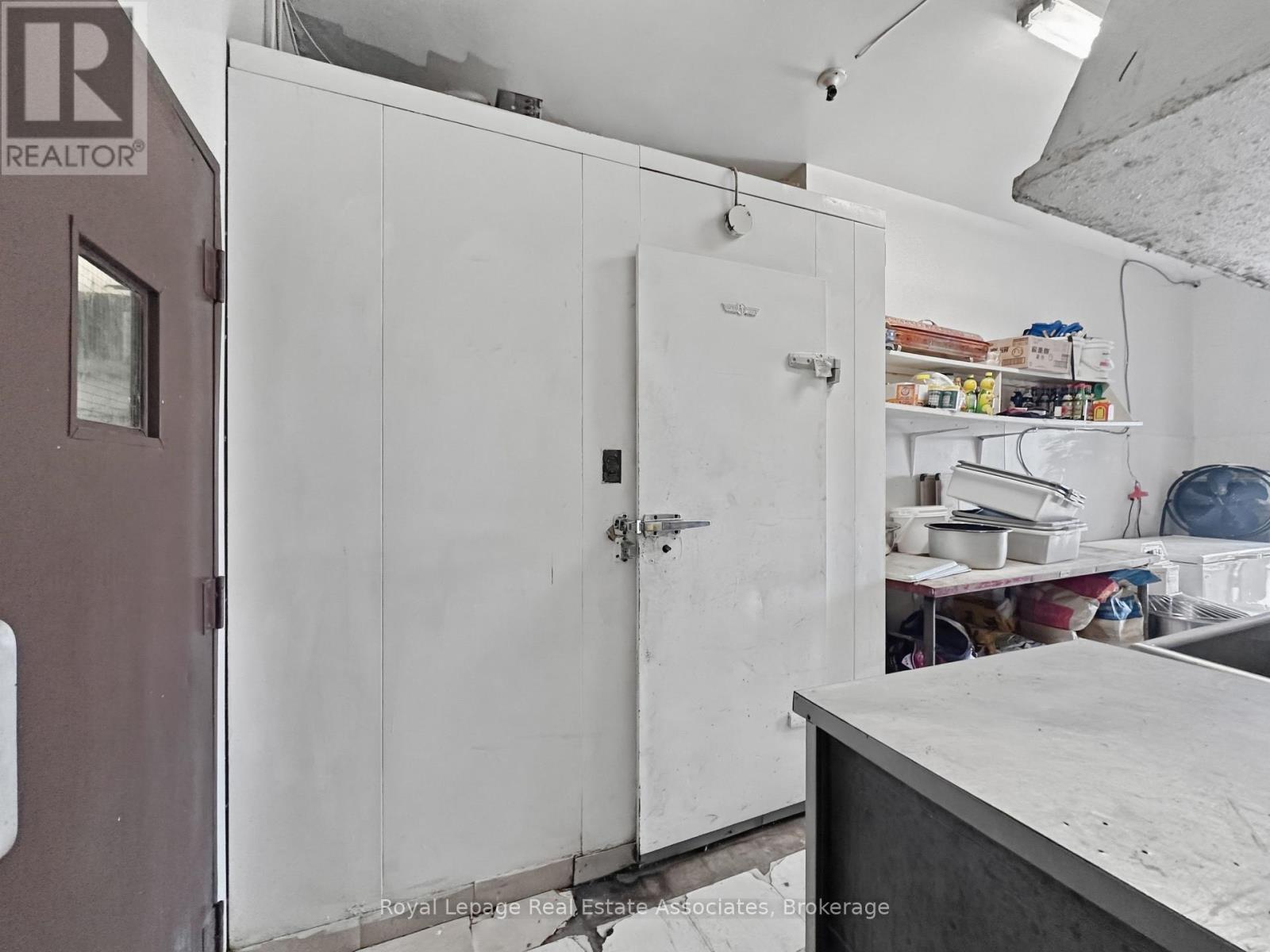 1850 Dundas Street, Mississauga, Ontario  L4X 1L9 - Photo 16 - W13722548