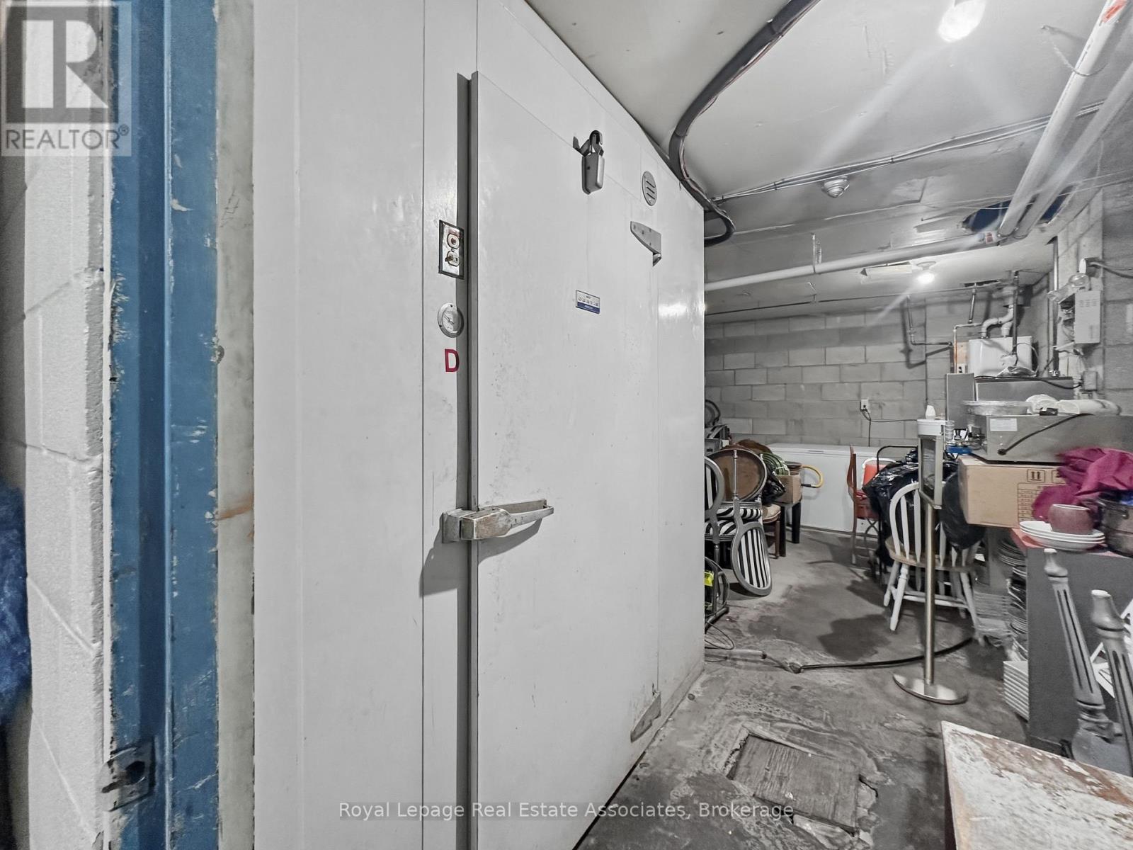 1850 Dundas Street, Mississauga, Ontario  L4X 1L9 - Photo 18 - W13722548