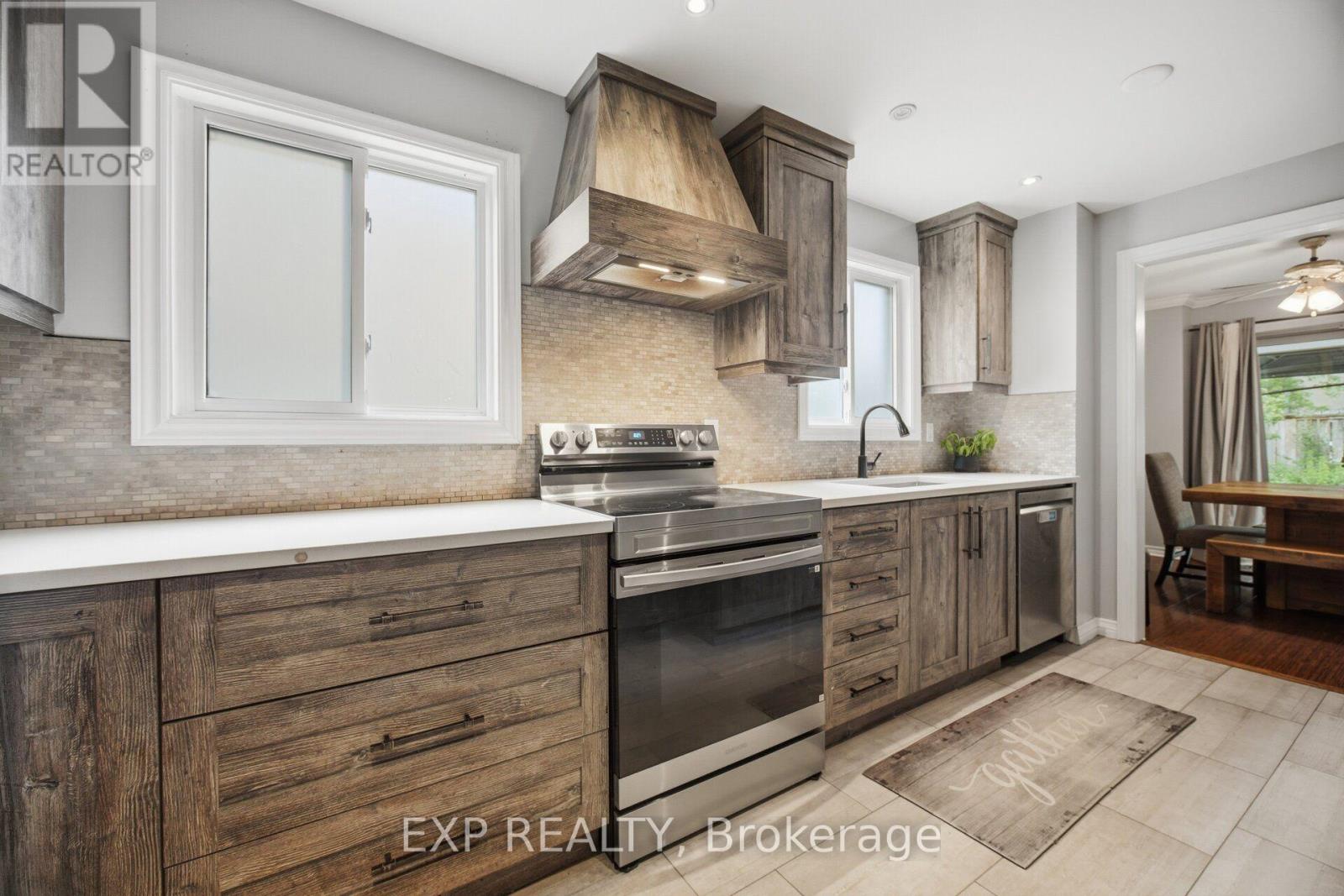 14 Royal Palm Drive, Brampton, Ontario  L6Z 1P5 - Photo 14 - W13722556