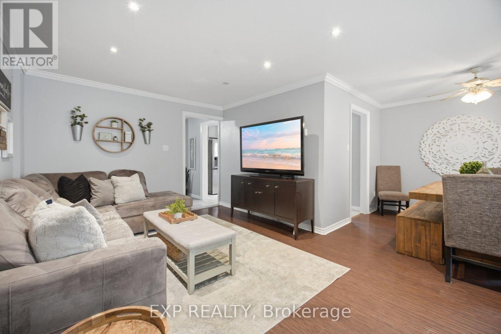 14 Royal Palm Drive, Brampton, Ontario  L6Z 1P5 - Photo 9 - W13722556
