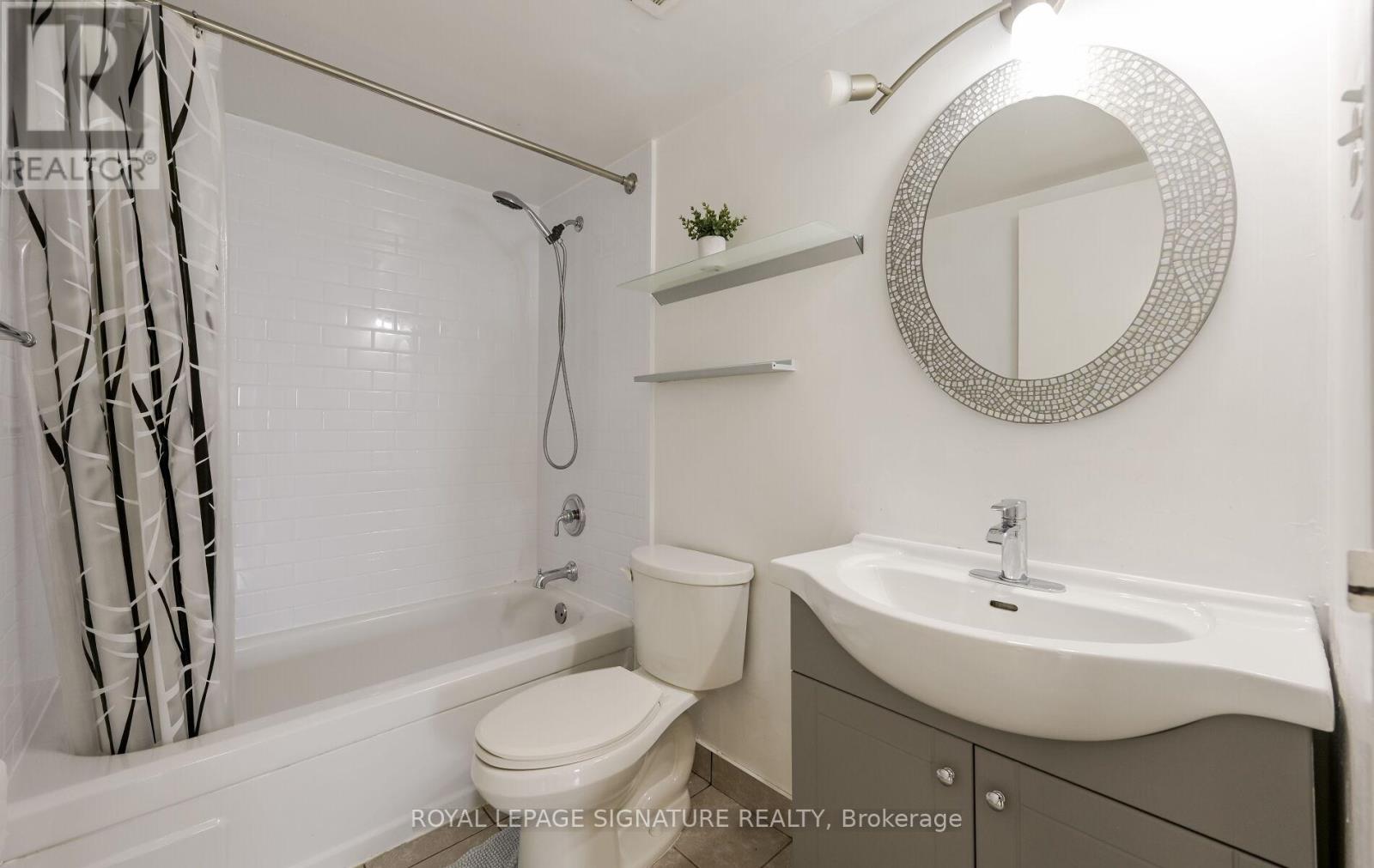801 - 4 Kings Cross Road, Brampton, Ontario  L6T 3X8 - Photo 10 - W13722578